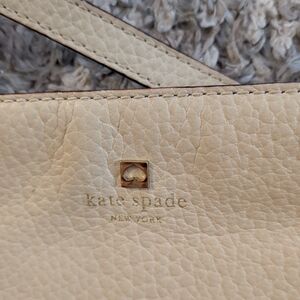 Kate Spade Beige Leather Shoulder Bag